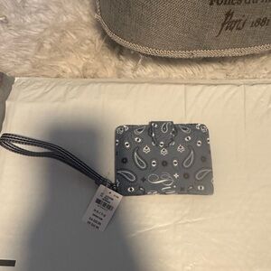 PINK Victoria's Secret Gray Wristlet Wallet